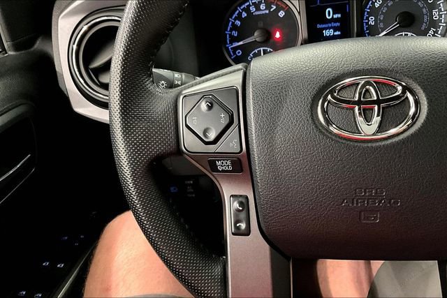 Used 2023 Toyota Tacoma TRD Off-Road w/ Technology Package AWD/4WD image 26