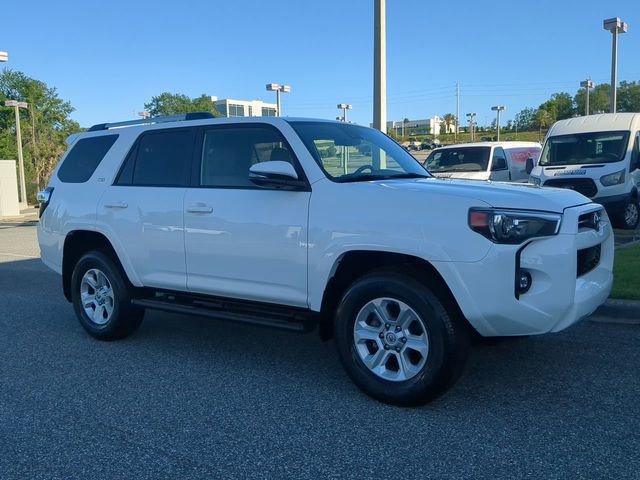 Certified 2022 Toyota 4Runner SR5 Premium image 2
