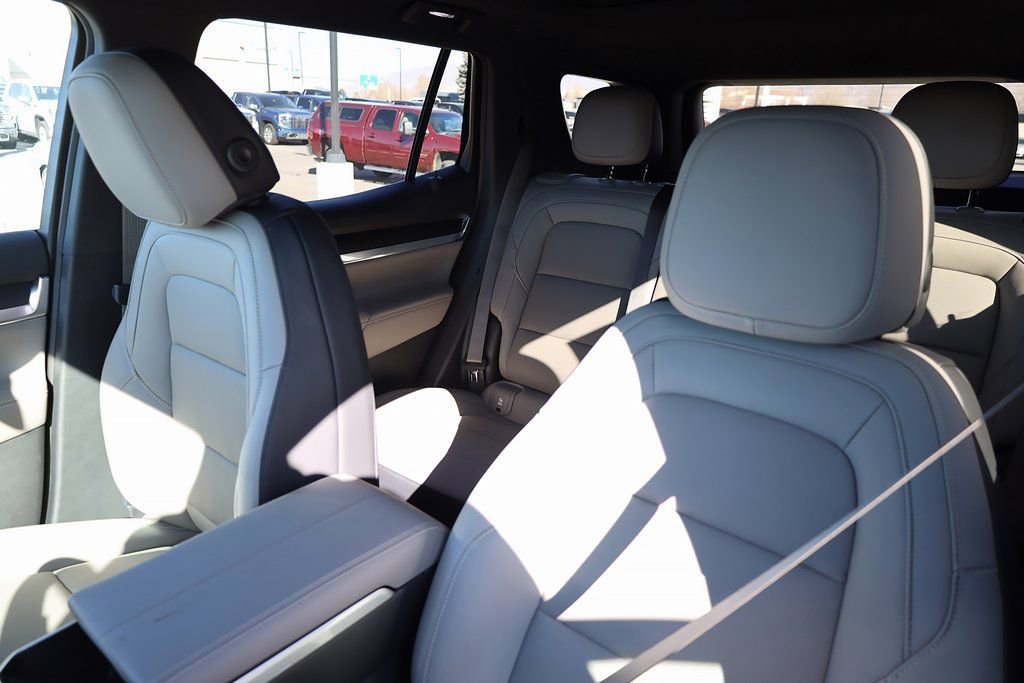 New 2026 GMC Terrain Elevation w/ Elevation Premium Package image 16