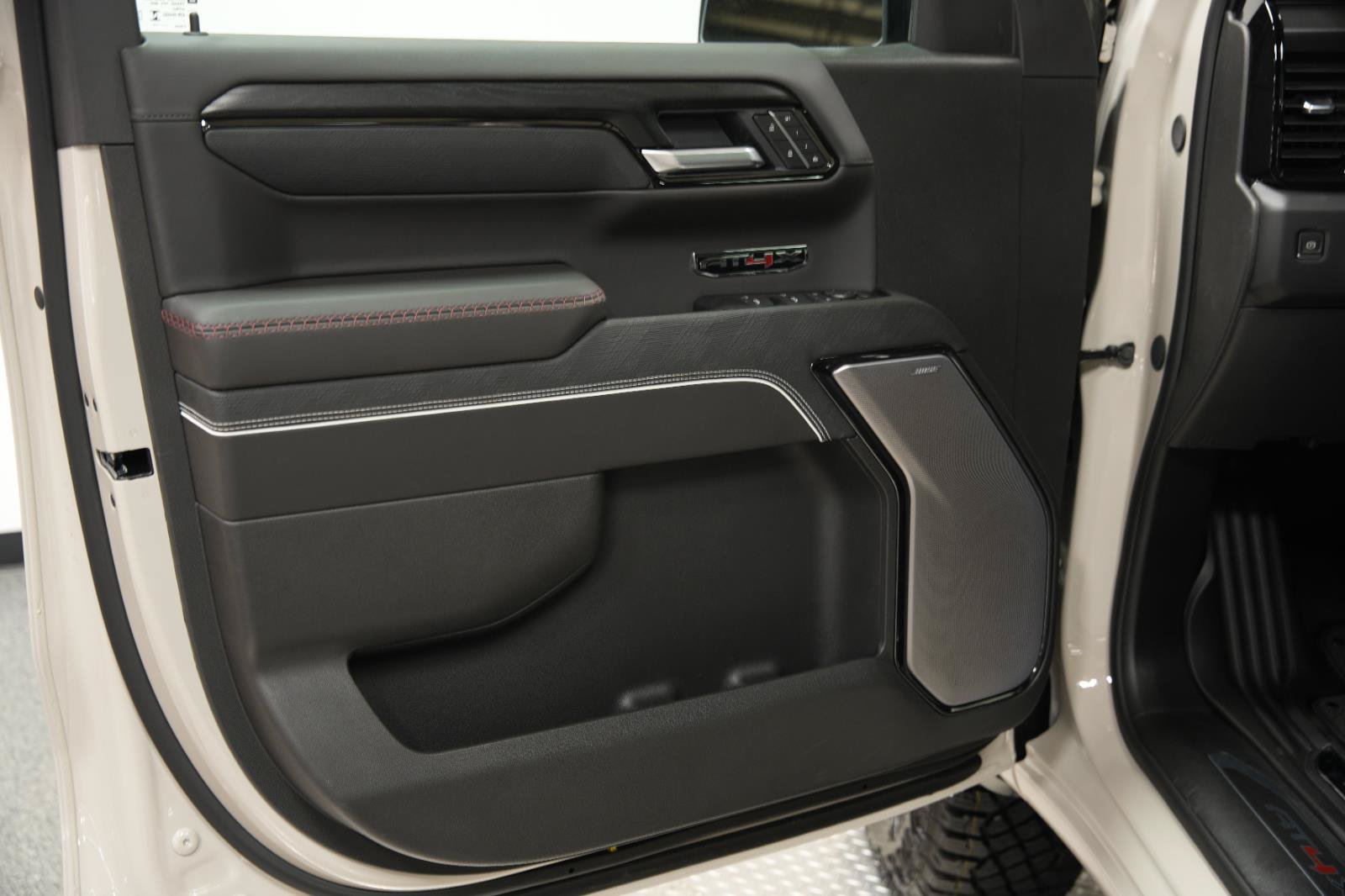 New 2026 GMC Sierra 1500 AT4X AWD/4WD image 24