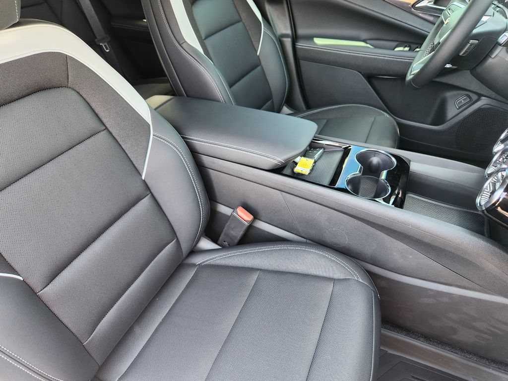 New 2025 Chevrolet Blazer EV LT AWD/4WD image 9