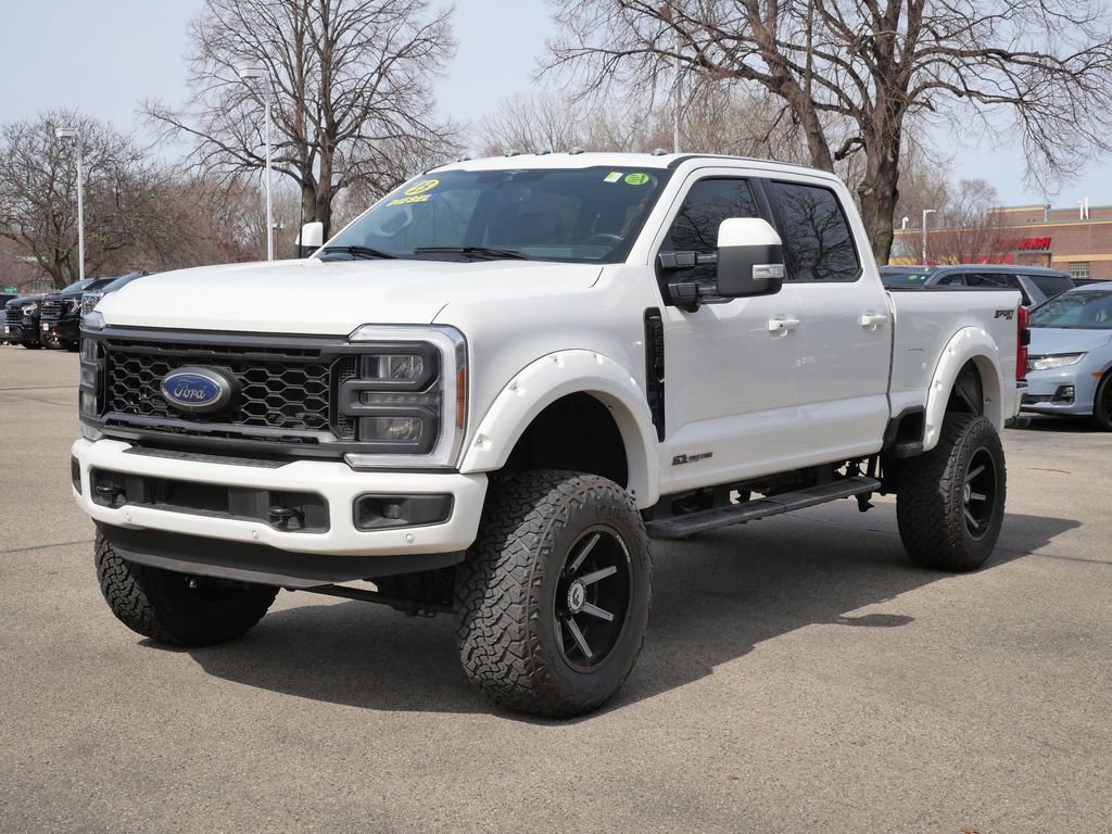 Used 2023 Ford F250 Lariat w/ Lariat Ultimate Package image 4