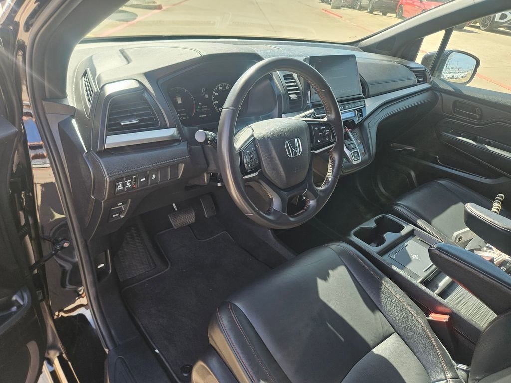 Used 2025 Honda Odyssey Sport-L image 13