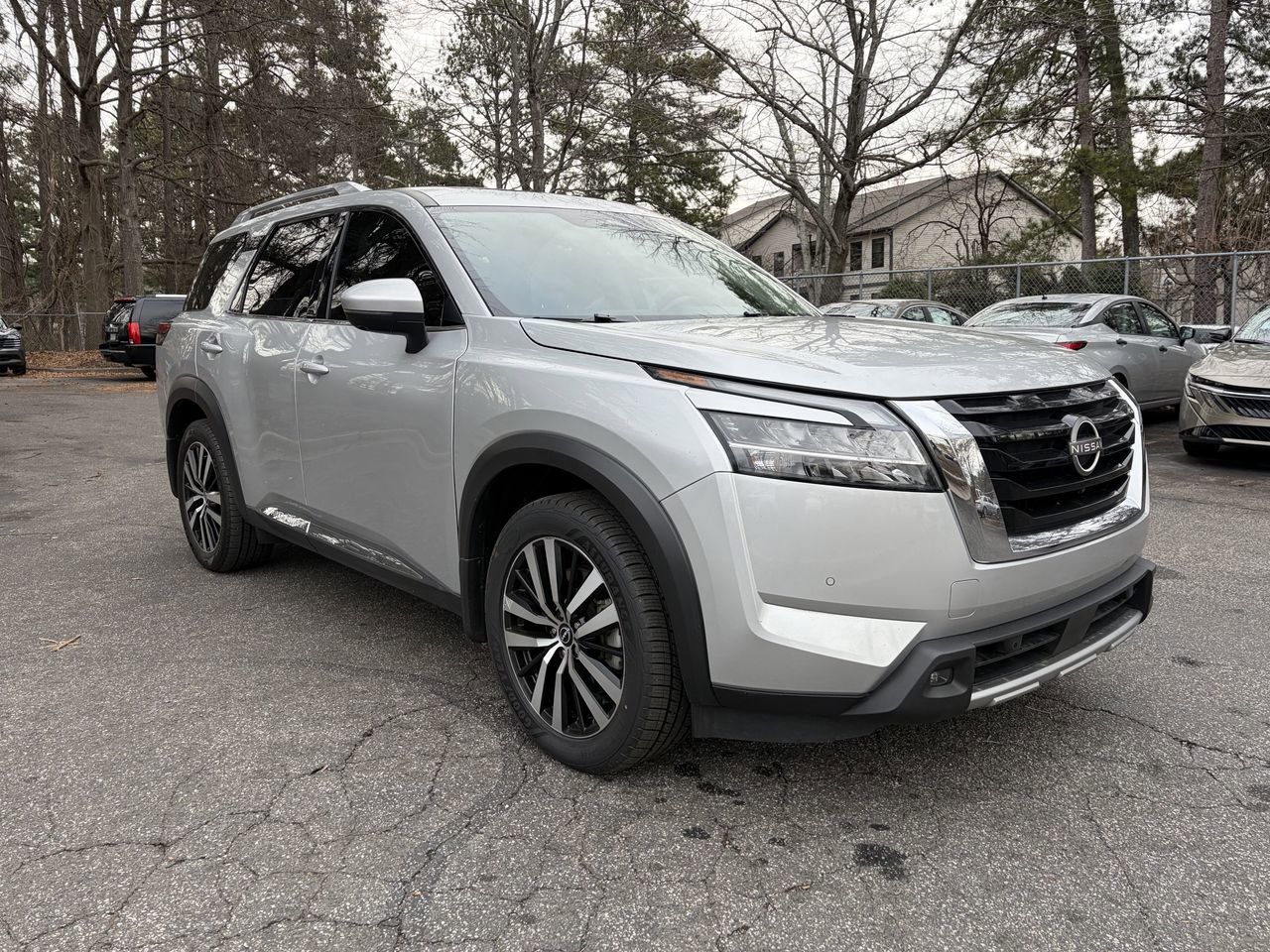 Certified 2023 Nissan Pathfinder Platinum image 7