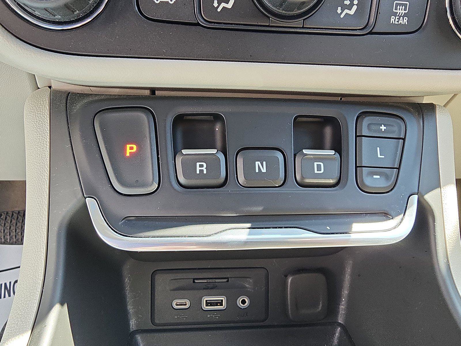 Used 2021 GMC Terrain Denali w/ Denali Premium Package image 19