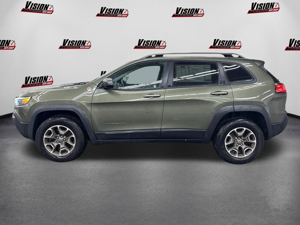 Used 2020 Jeep Cherokee Trailhawk image 8
