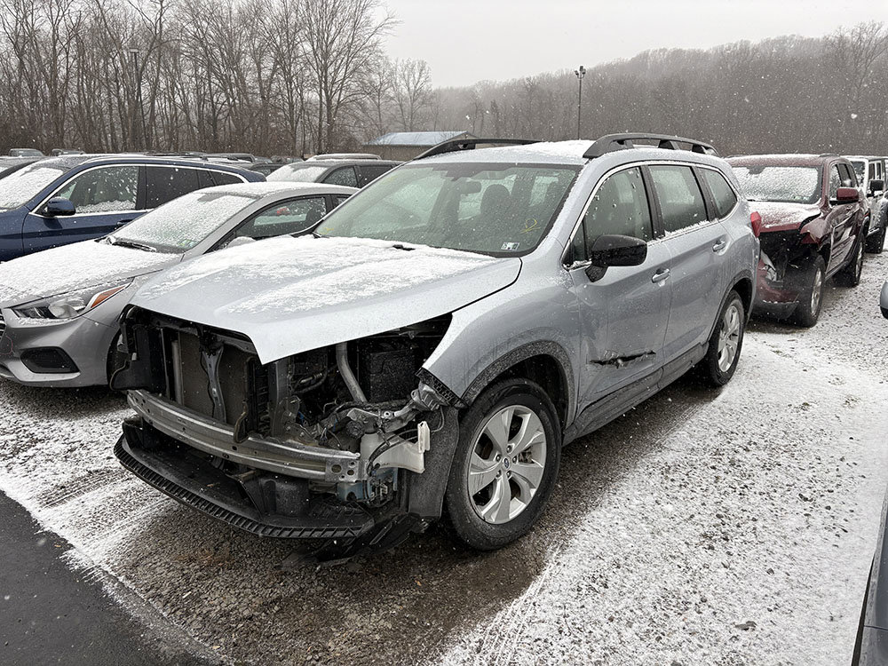 Used 2019 Subaru Ascent 8-Passenger image 1
