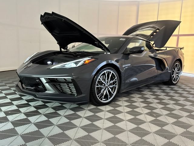 New 2027 Chevrolet Corvette Stingray Coupe w/ Z51 Performance Package RWD image 31
