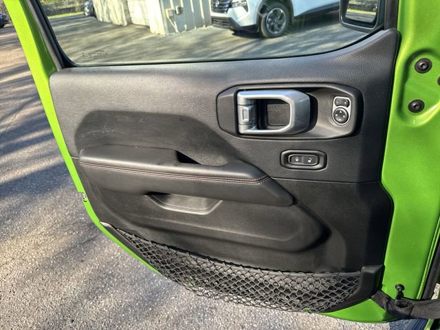 Used 2019 Jeep Wrangler Unlimited Rubicon w/ Dual Top Group AWD/4WD image 25