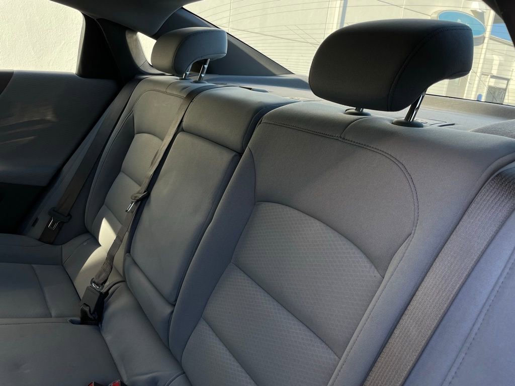 Used 2021 Chevrolet Malibu LT image 39