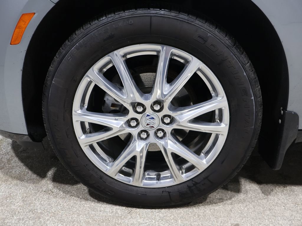 Used 2023 Buick Enclave Essence w/ Experience Buick Package image 8