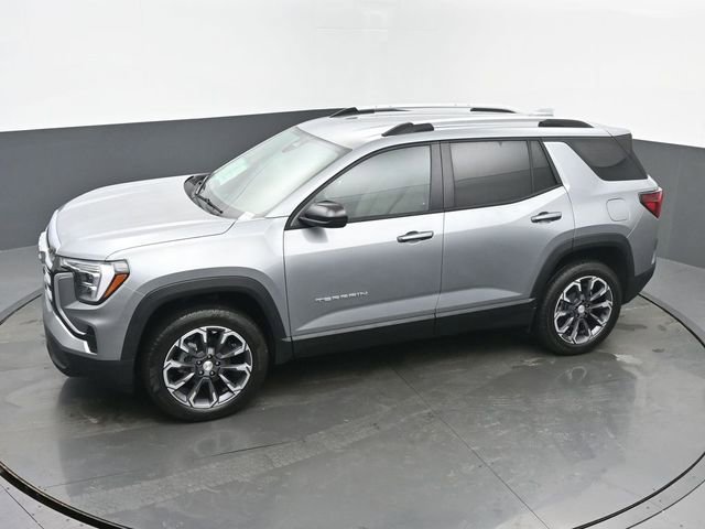 Used 2026 GMC Terrain Elevation w/ Elevation Premium Package image 39