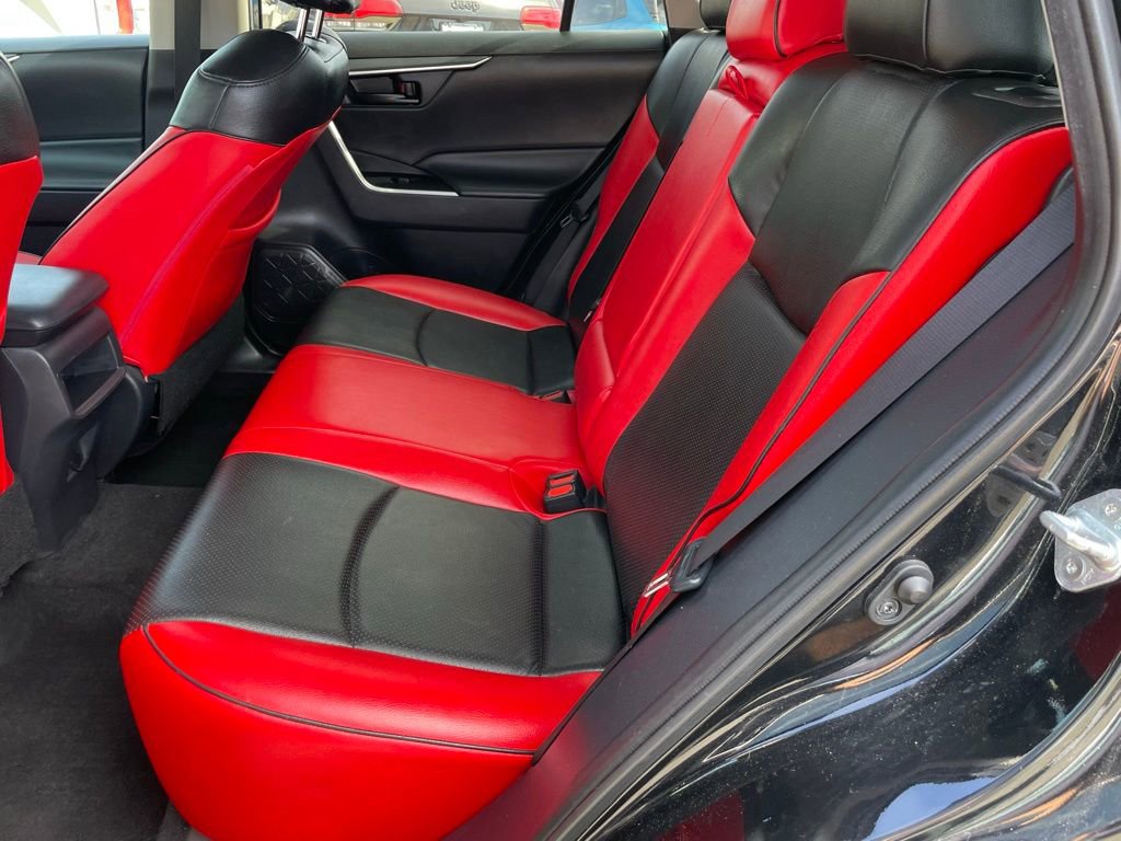 Used 2019 Toyota RAV4 LE w/ All Weather Liner Package image 7