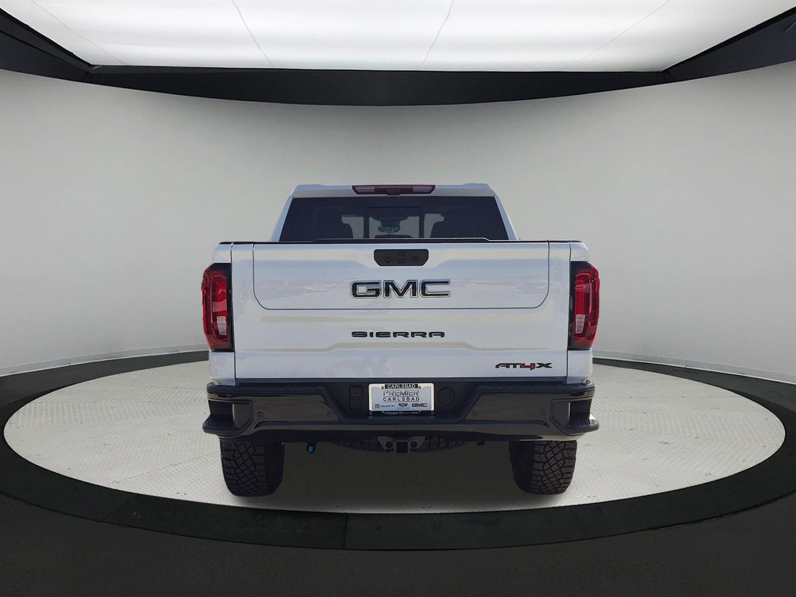 New 2026 GMC Sierra 1500 AT4X w/ LPO, Black Badging Package AWD/4WD image 4