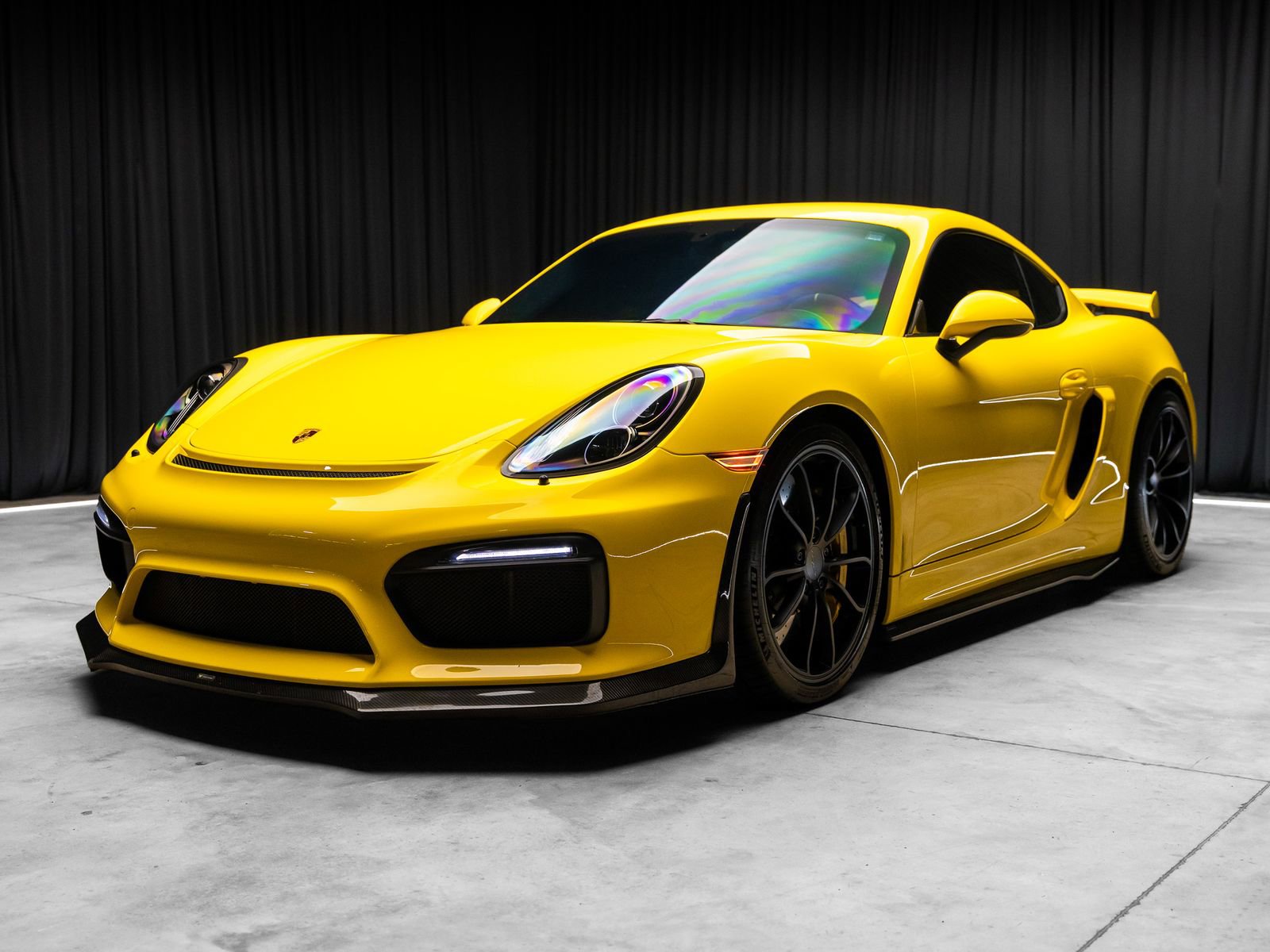 Used 2016 Porsche Cayman GT4 w/ Sport Chrono Package RWD image 26