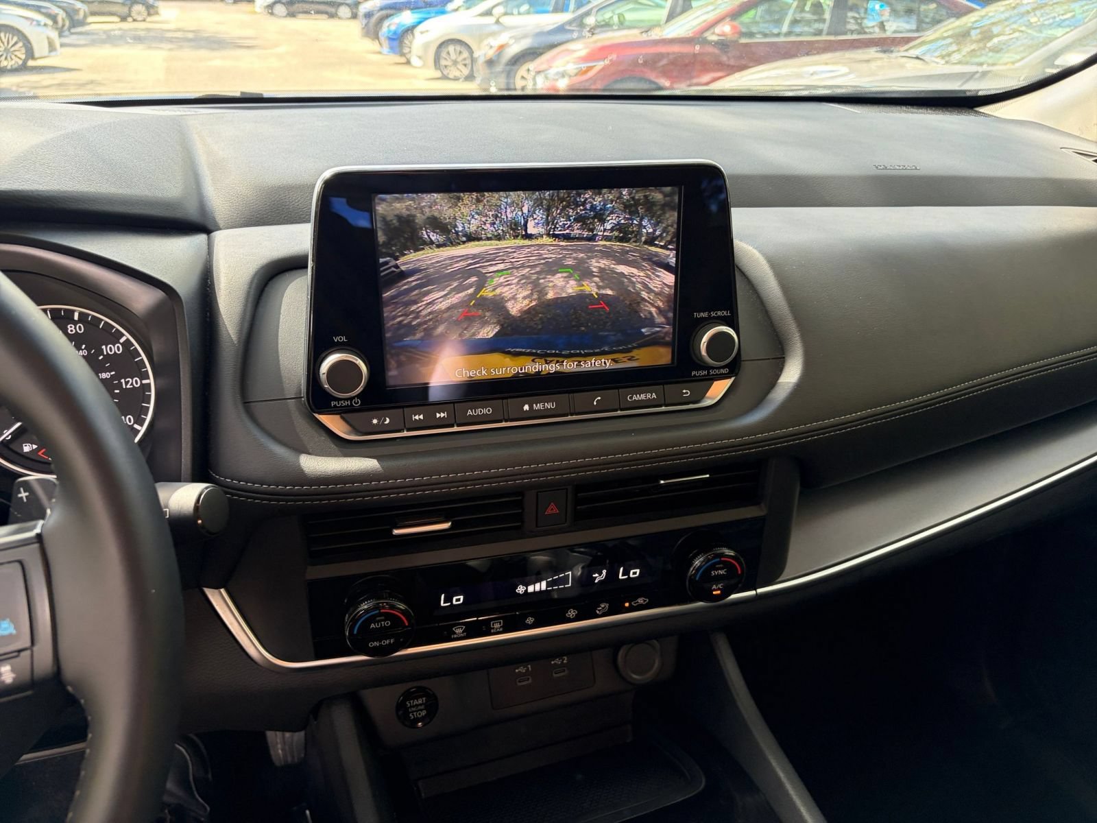 Used 2026 Nissan Rogue SV AWD/4WD image 16