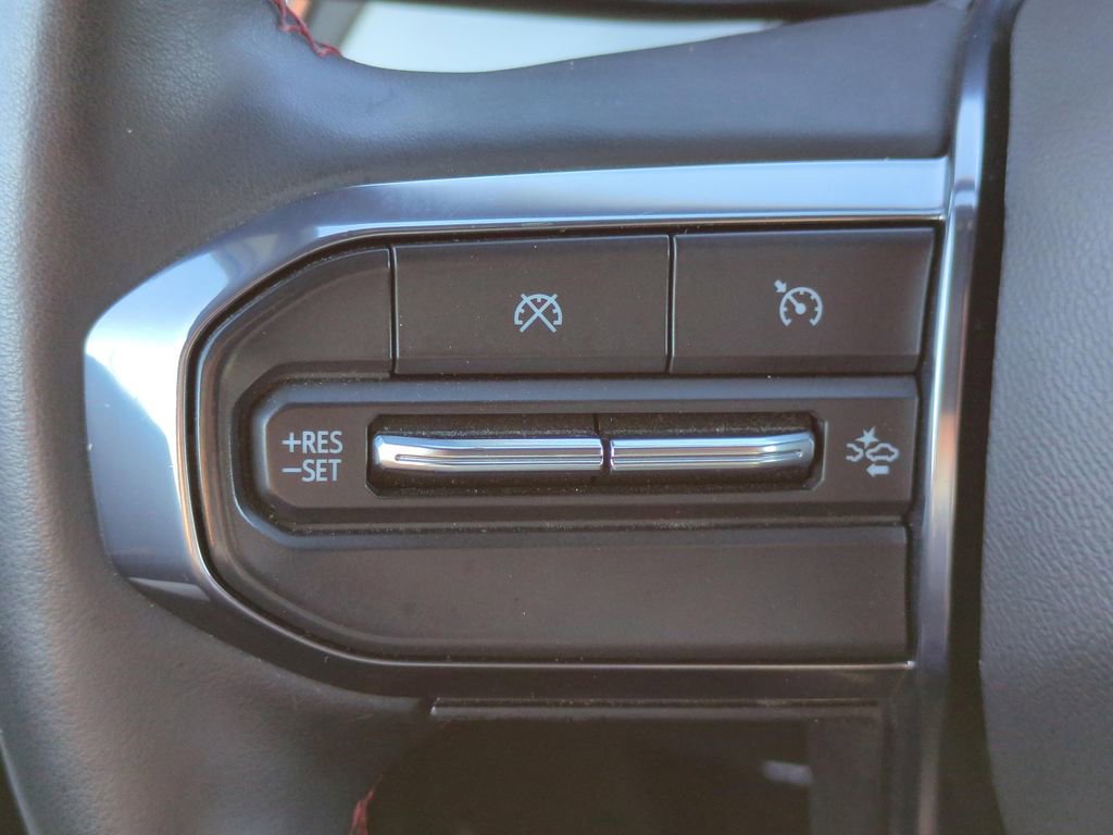 Used 2024 GMC Canyon AT4X image 22