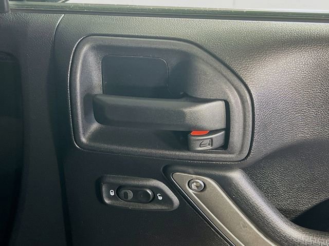 Used 2016 Jeep Wrangler Sport image 29