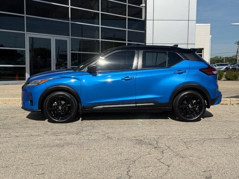 Used 2023 Nissan Kicks SR w/ SR Premium Package FWD image 6