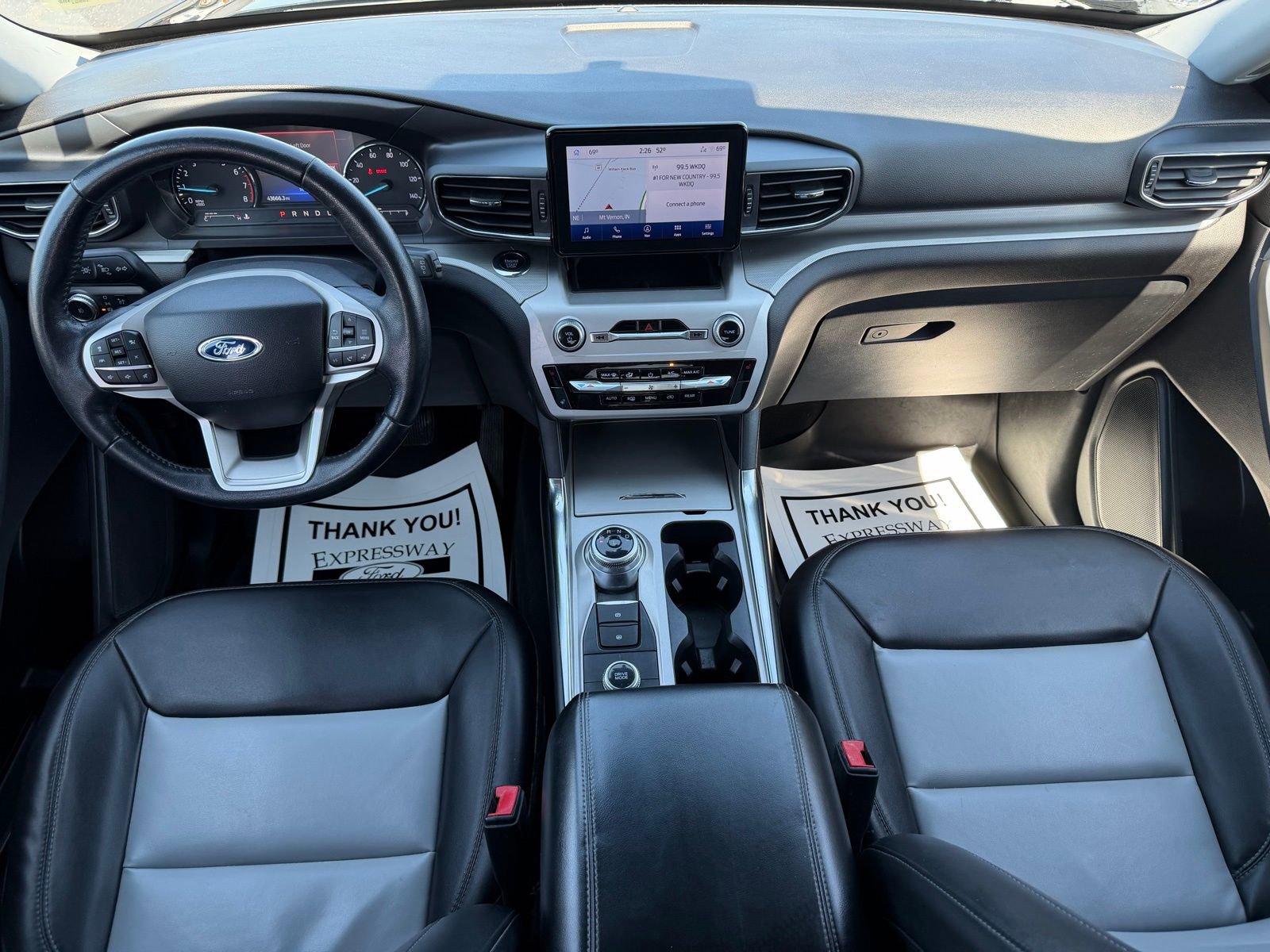 Used 2022 Ford Explorer XLT w/ Equipment Group 202A image 17