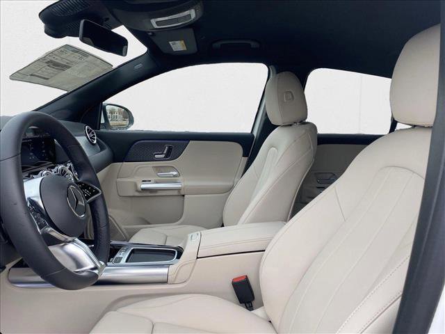 New 2025 Mercedes-Benz GLA 250 image 16