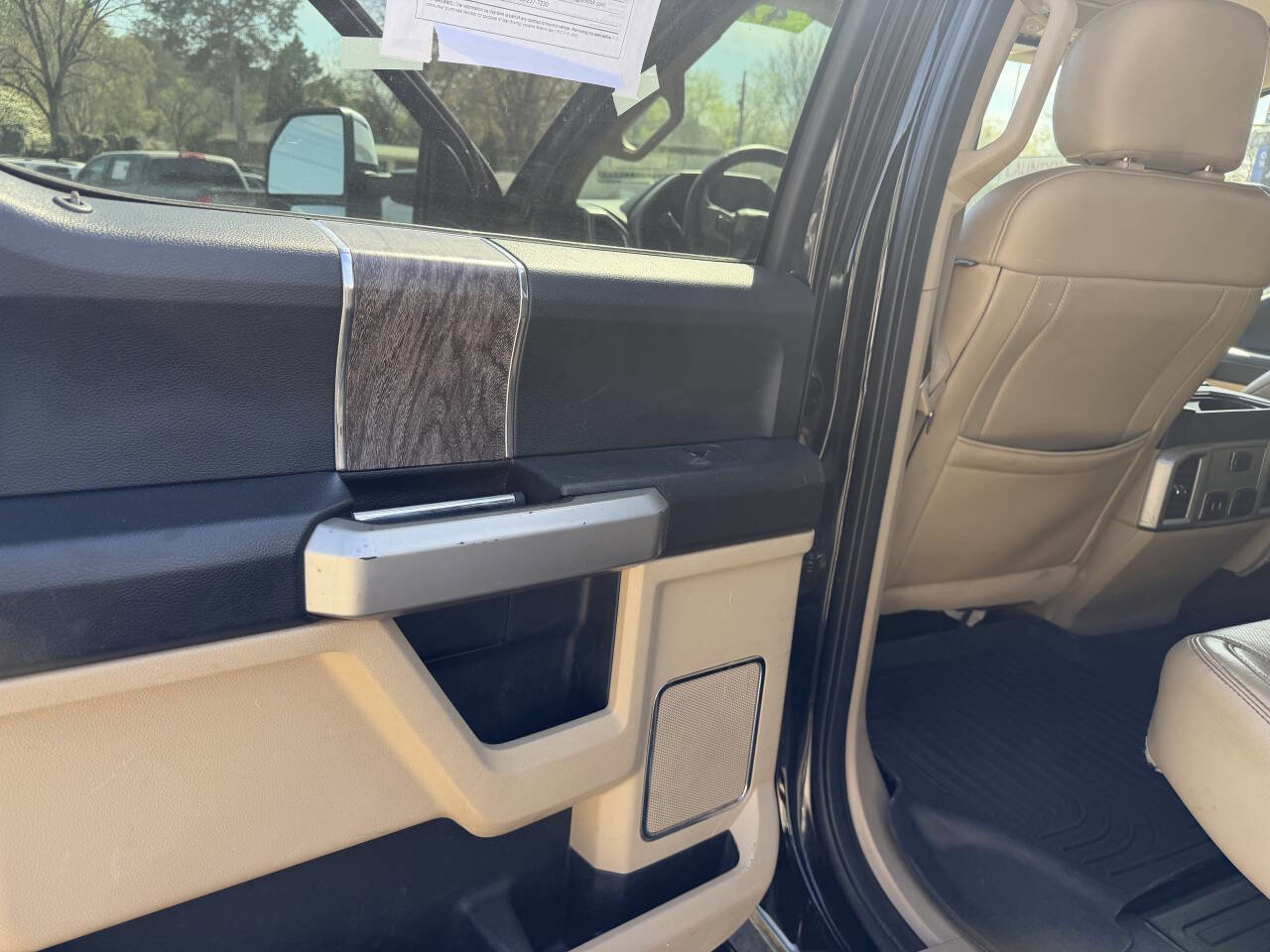 Used 2018 Ford F250 Lariat w/ Lariat Ultimate Package image 14