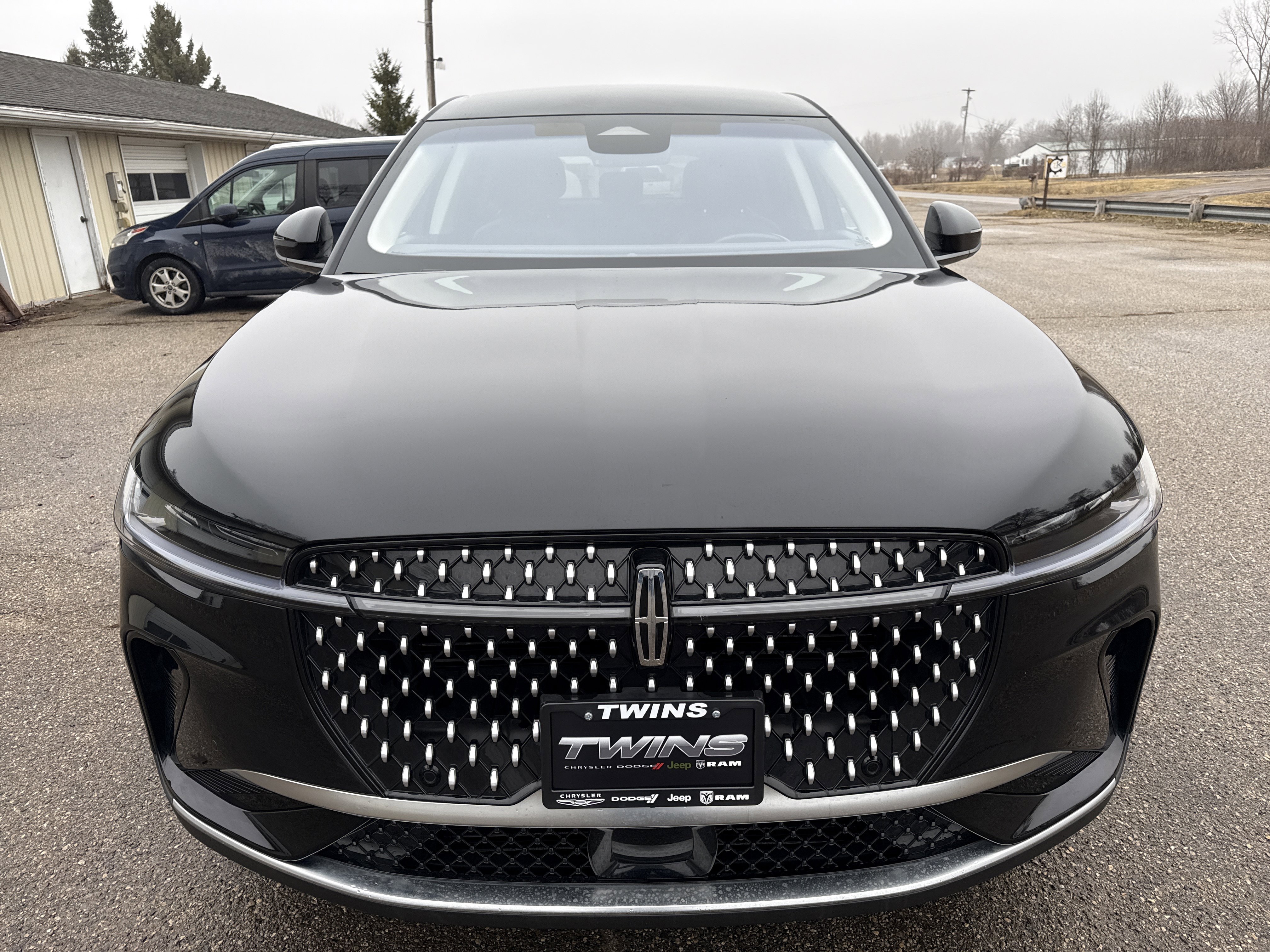 Used 2024 Lincoln Nautilus Premier image 12