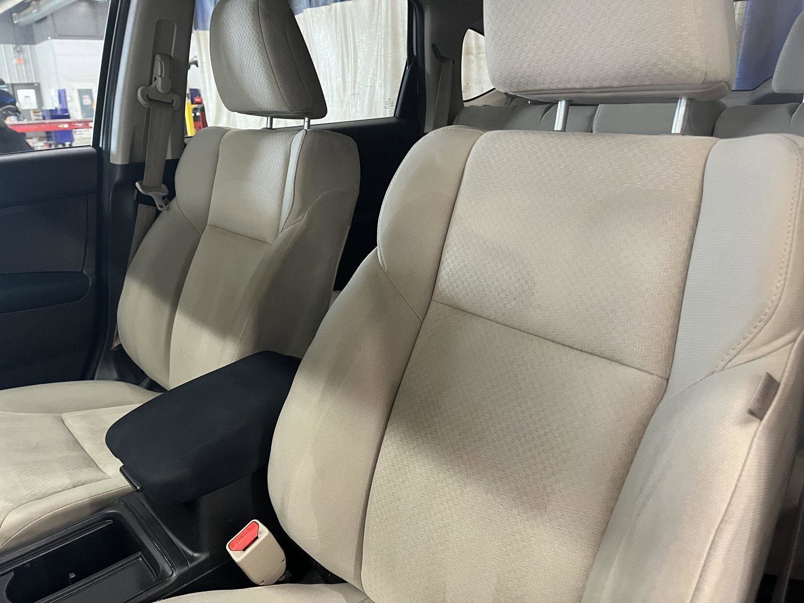 Used 2015 Honda CR-V LX image 12