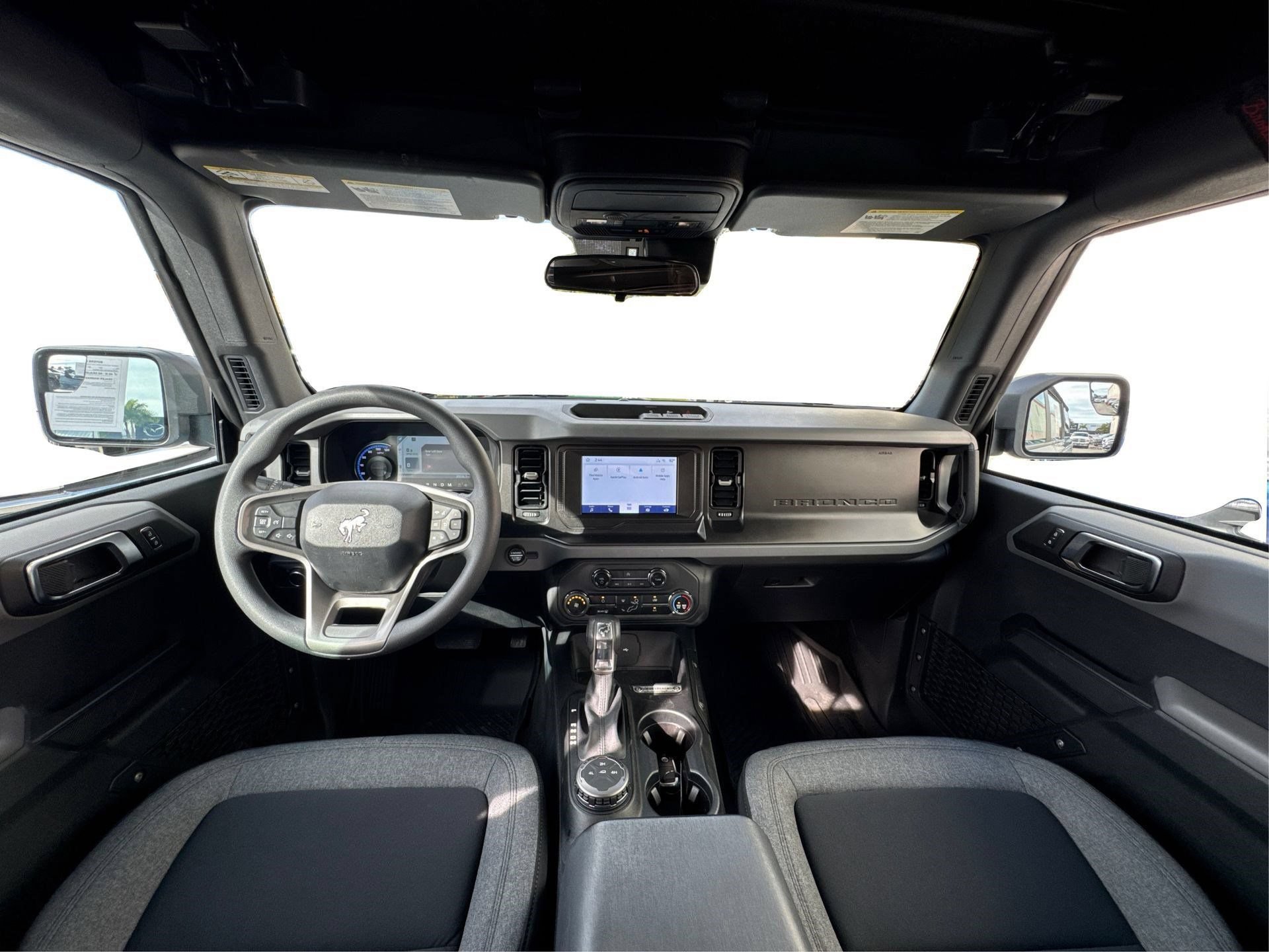 Used 2023 Ford Bronco 4-Door AWD/4WD image 27