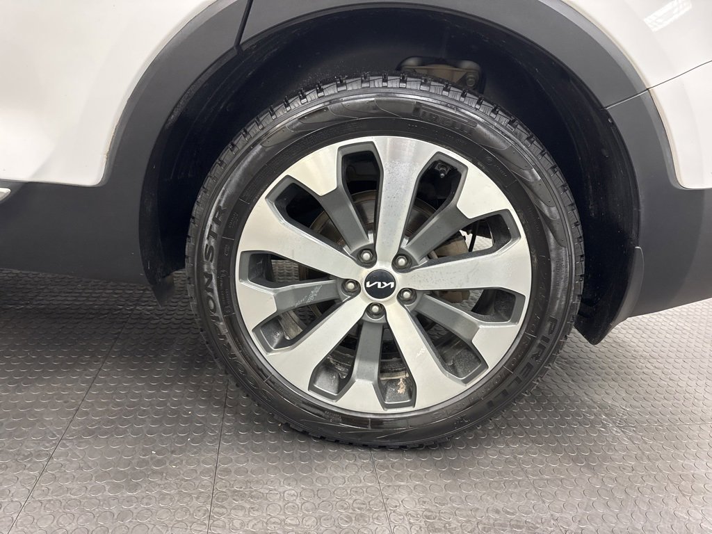 Used 2022 Kia Telluride S image 10