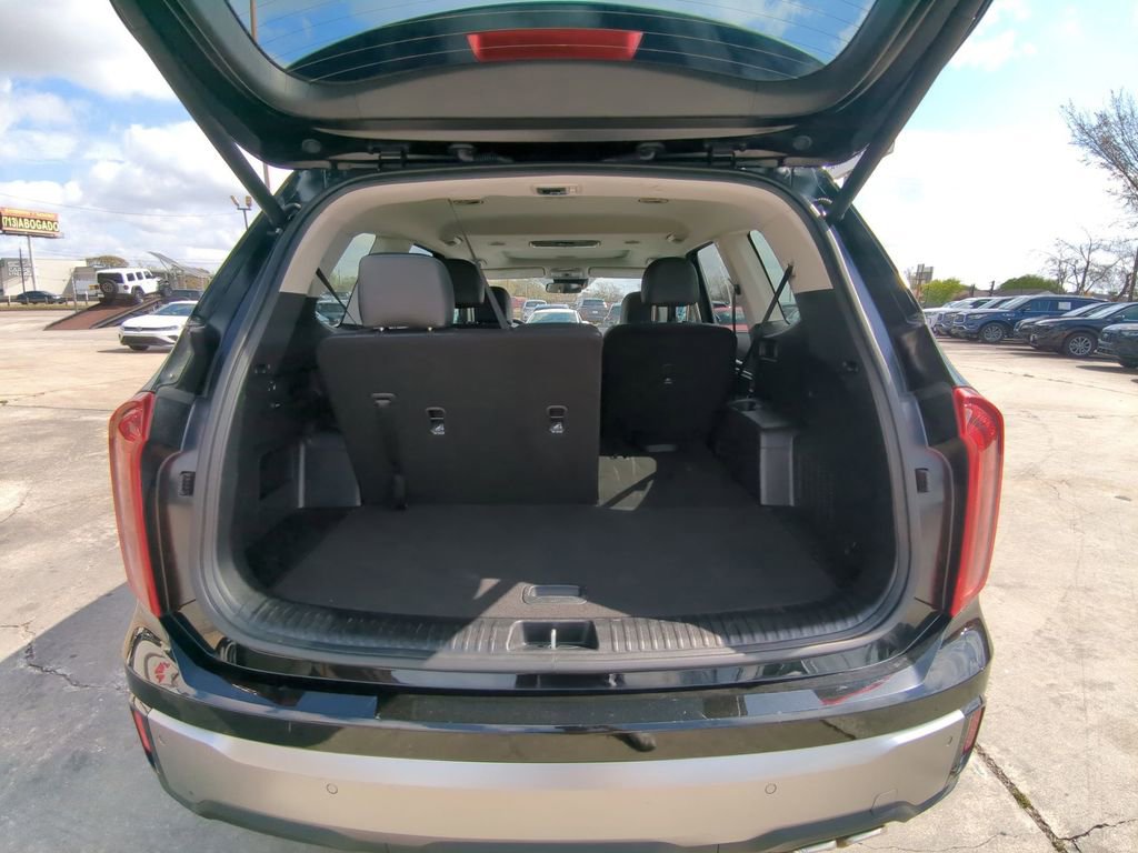 Used 2025 Kia Telluride S image 29