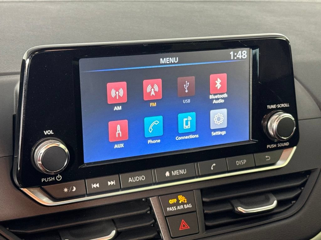 Used 2024 Nissan Altima 2.5 S FWD image 25