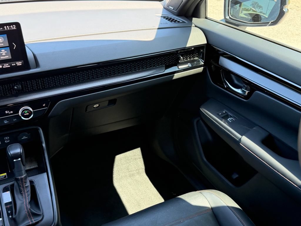 Used 2025 Honda CR-V Sport Touring image 16