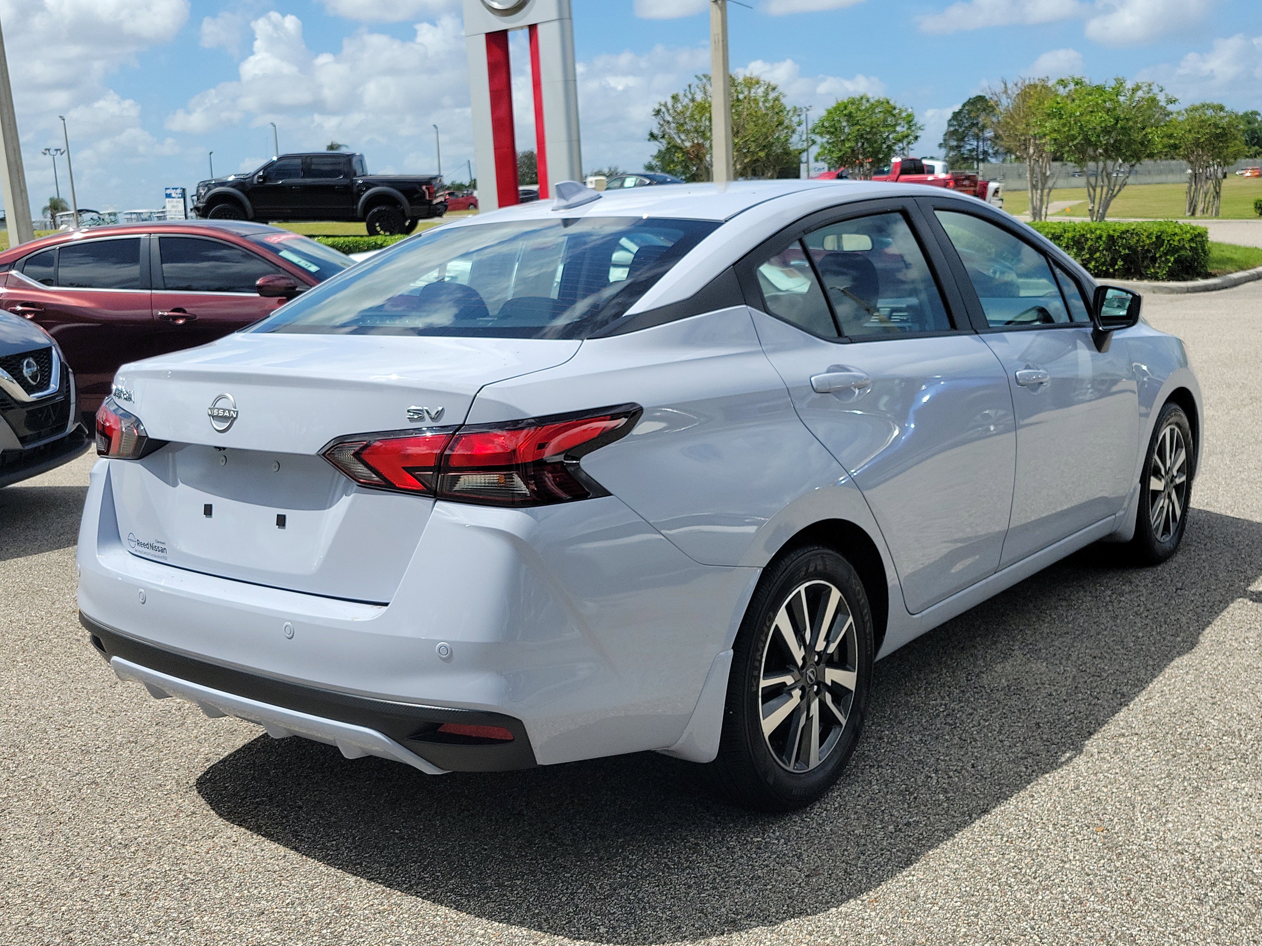 Certified 2024 Nissan Versa SV w/ Trunk Package FWD image 5