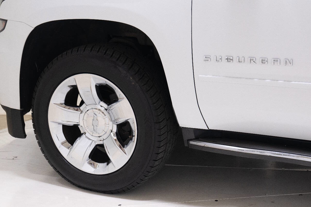 Used 2015 Chevrolet Suburban LTZ image 87