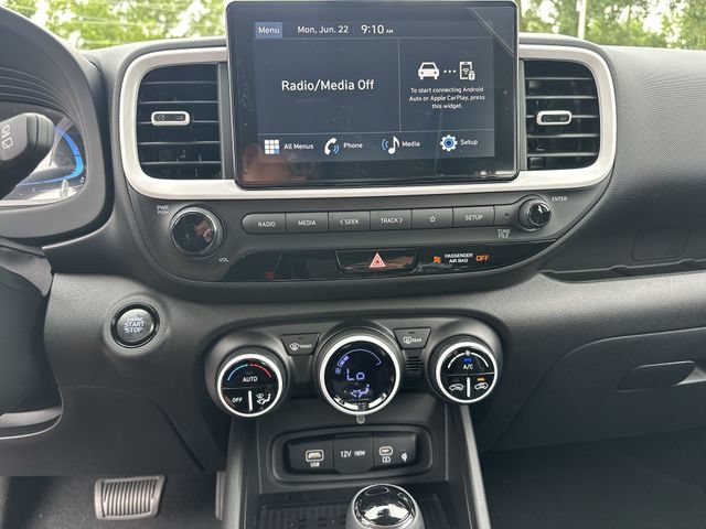 New 2026 Hyundai Venue SEL FWD image 22