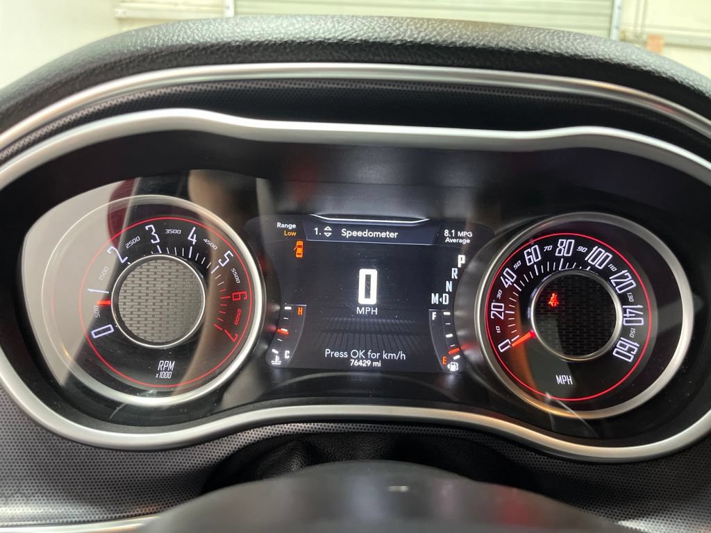 Used 2015 Dodge Challenger R/T Plus RWD image 17