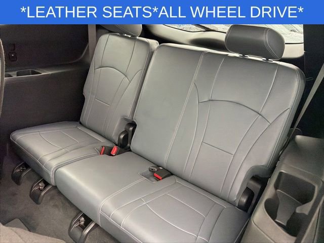 Used 2023 Buick Enclave Essence w/ Sport Touring Edition AWD/4WD image 20