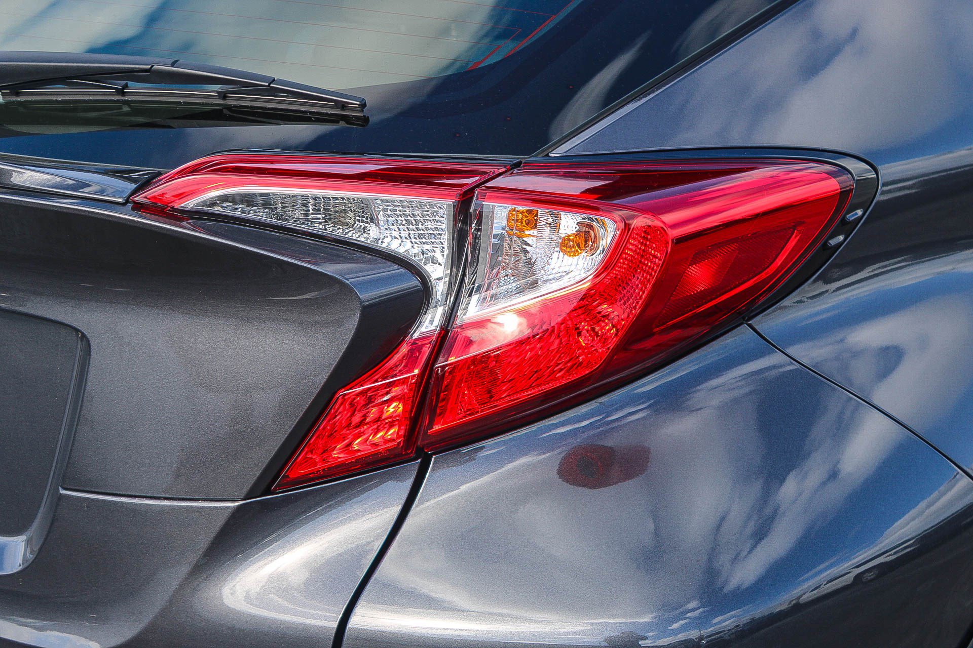 Certified 2021 Toyota C-HR XLE image 10