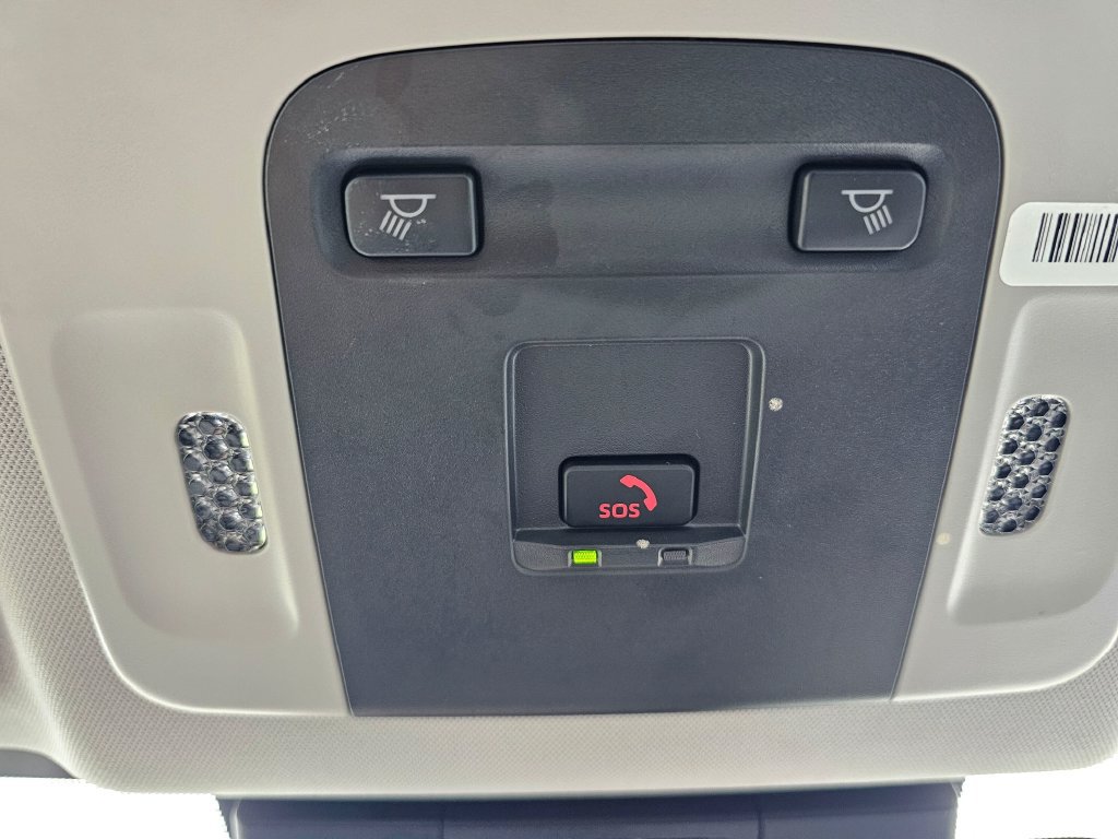 Used 2025 Toyota Camry LE FWD image 35