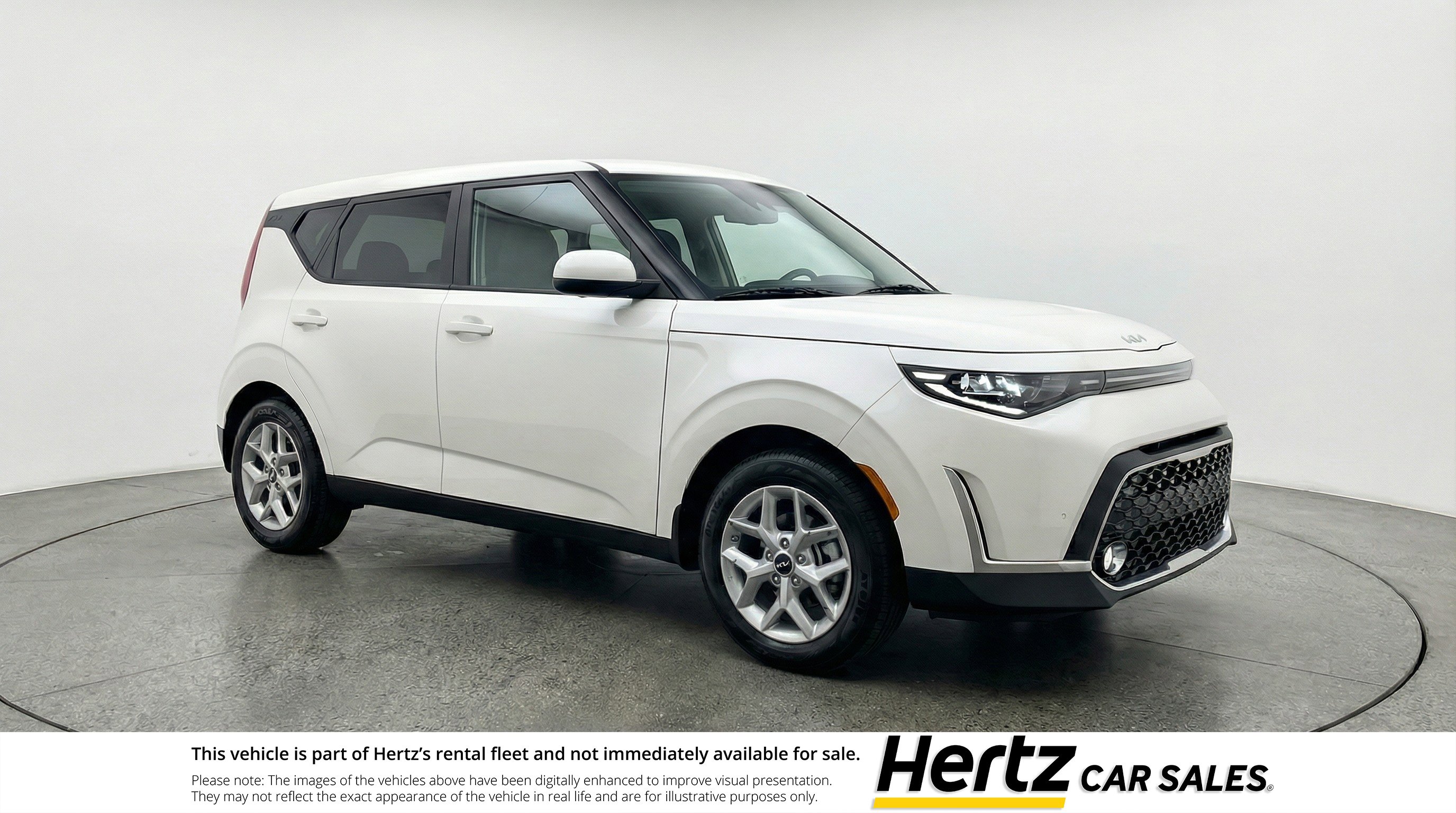 Used 2025 Kia Soul LX w/ LX Technology Package FWD image 1