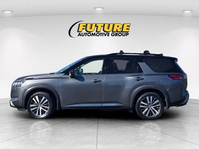 Used 2022 Nissan Pathfinder Platinum w/ Cargo Package AWD/4WD image 9