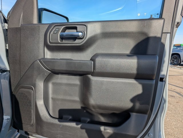 Certified 2024 Chevrolet Silverado 1500 Custom w/ LPO, Dark Essentials Package image 5