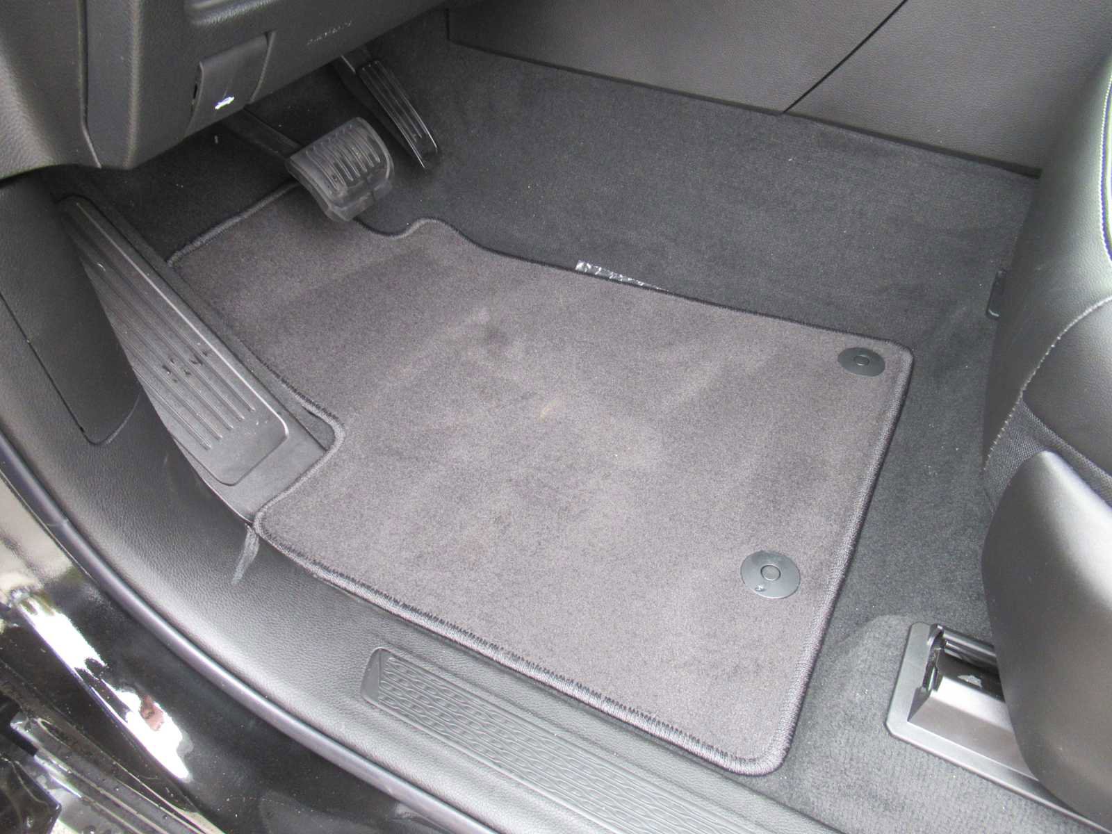 New 2025 Jeep Grand Cherokee L Altitude image 22