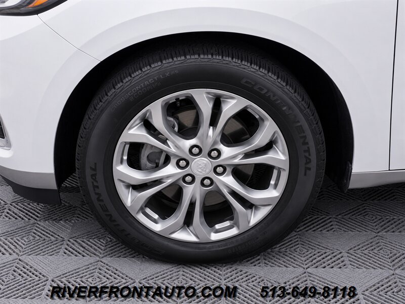 Used 2018 Buick Enclave Avenir w/ Avenir Technology Package AWD/4WD image 31