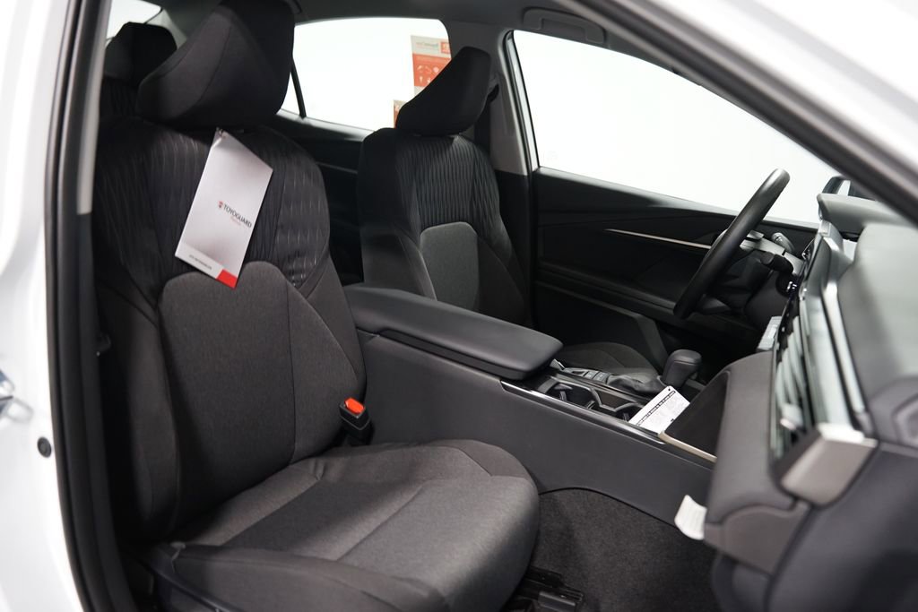 New 2026 Toyota Camry LE image 28