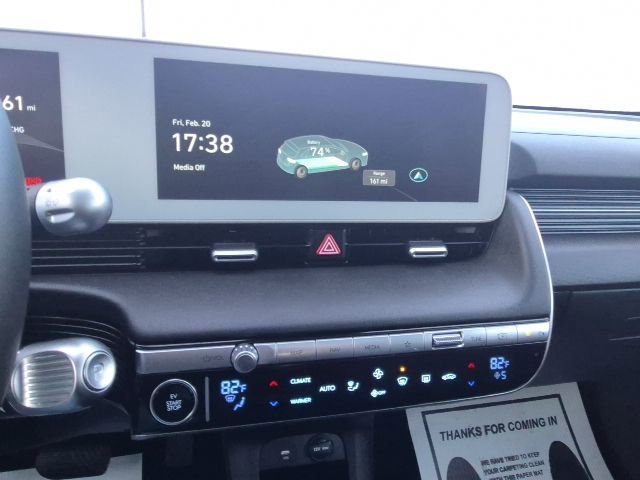 Used 2024 Hyundai Ioniq 5 Limited image 23