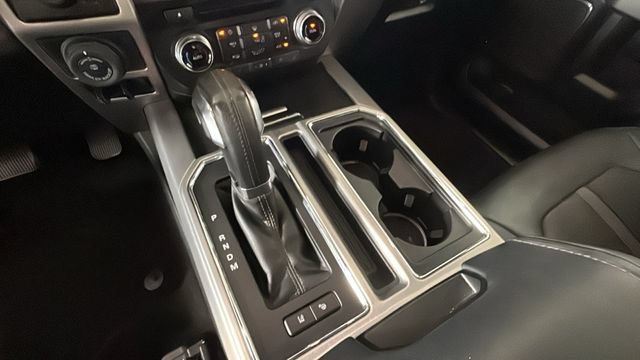 Used 2017 Ford F150 Platinum w/ Equipment Group 701A Luxury AWD/4WD image 21