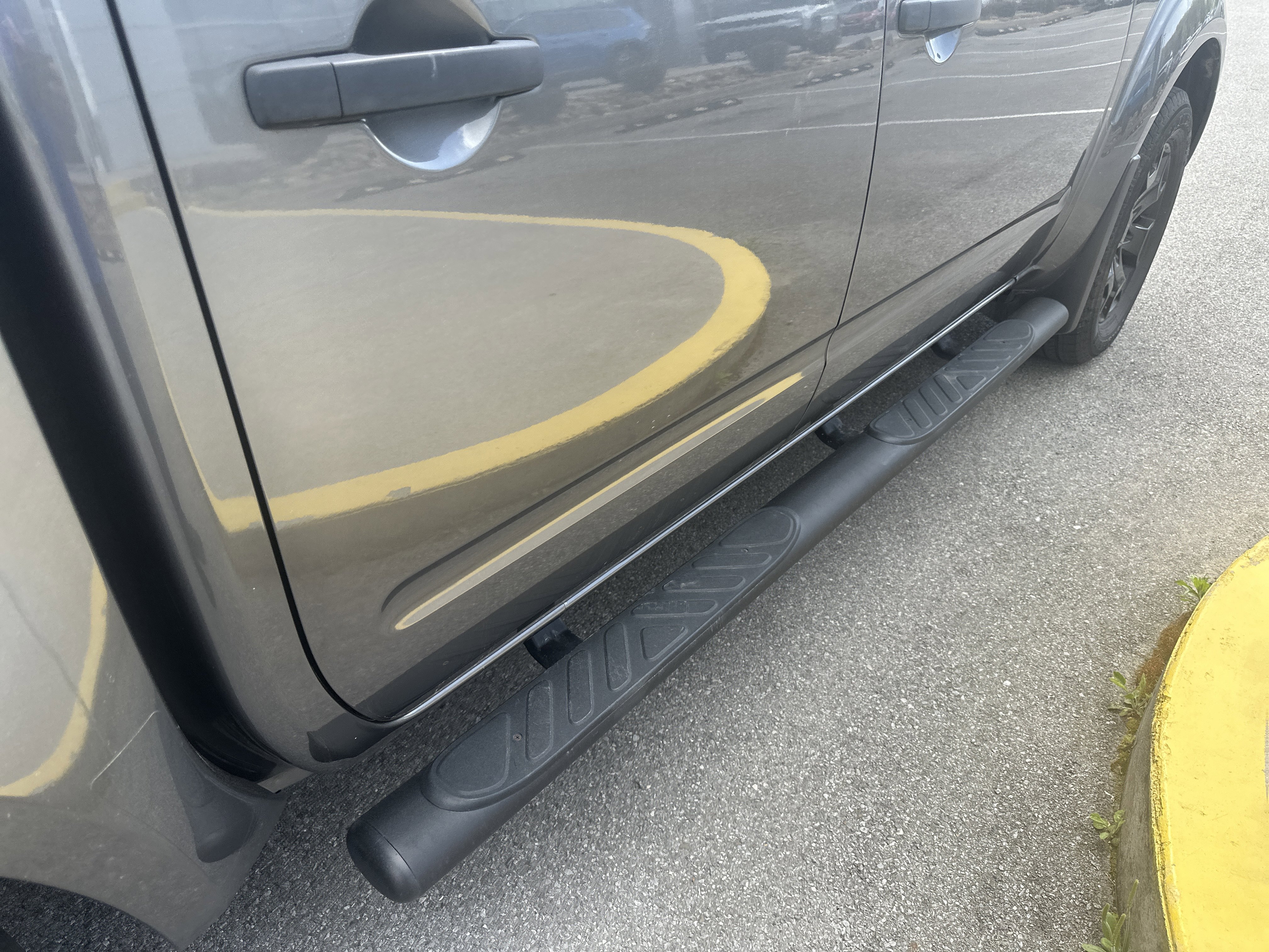Used 2021 Nissan Frontier SV w/ Midnight Edition Floor Mats AWD/4WD image 25