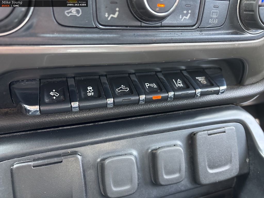 Used 2018 Chevrolet Silverado 2500 High Country image 27